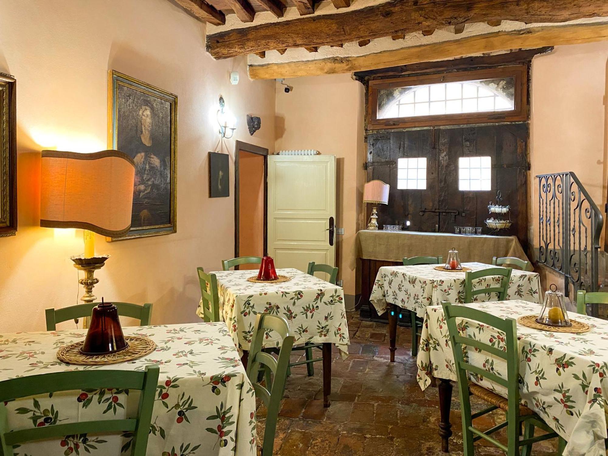 Antica Dimora Leones Bed & Breakfast Palaia Exterior photo